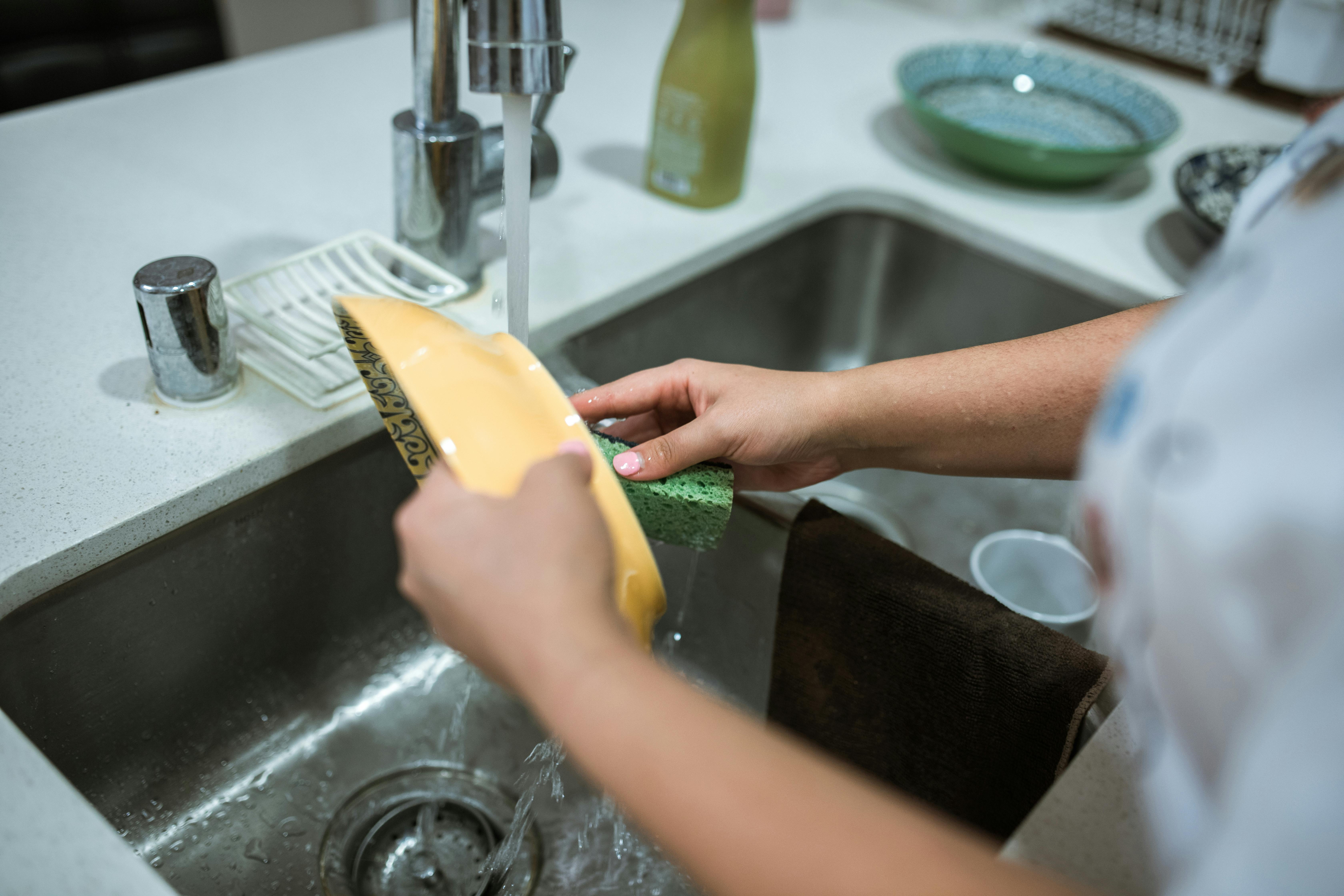 How to Make Your Kitchen Feel Cleaner Without Deep Cleaning Every Day